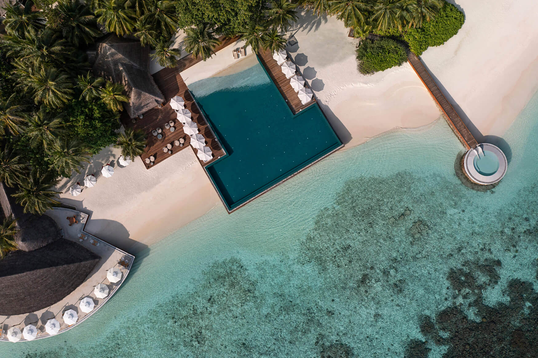 Huvafen Fushi Maldives en su destino