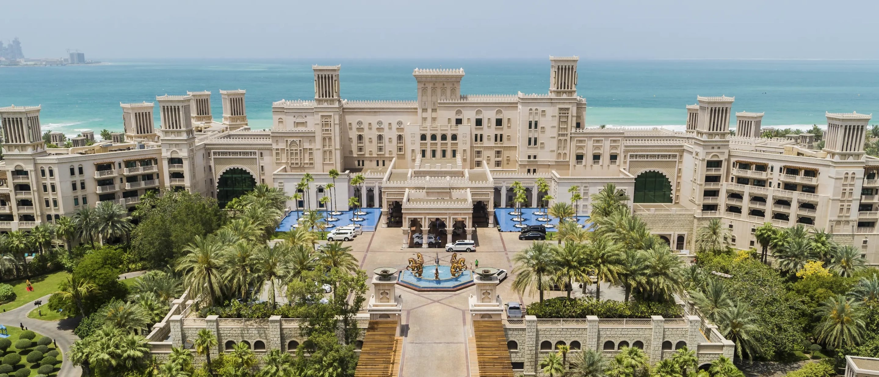 Jumeirah Al Qasr en su destino