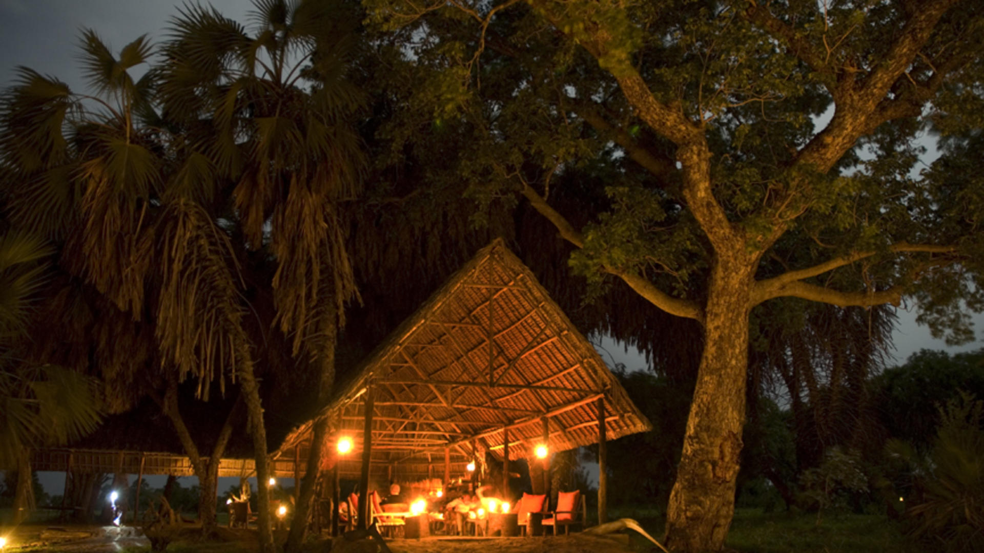 Lake Manze Camp en Selous Reserve