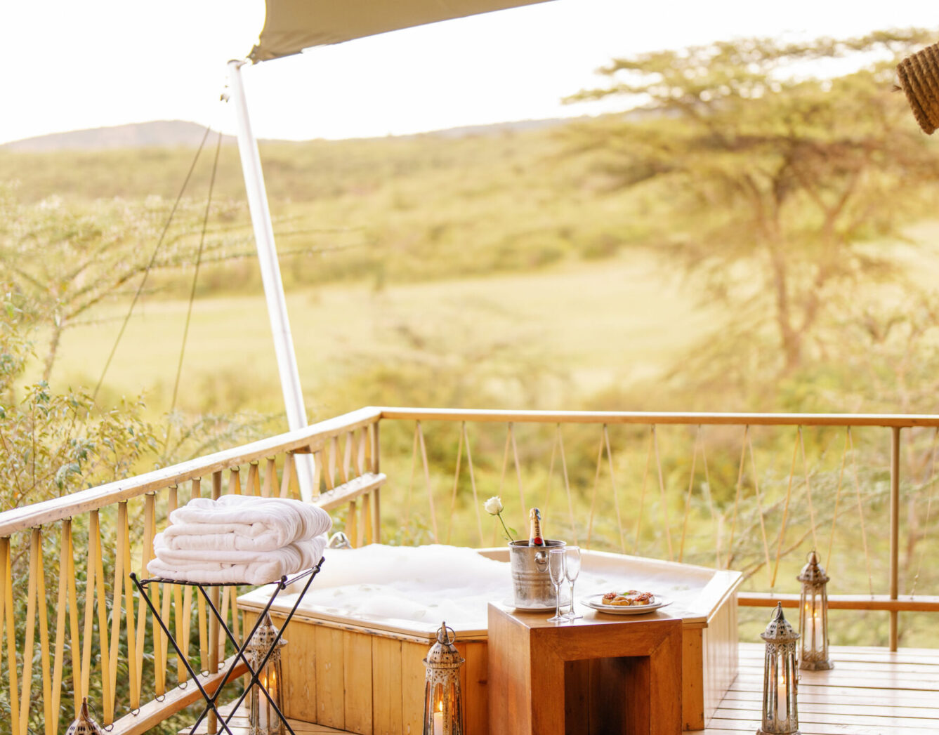 Hot tub mara bushtops © oliver fly photography 8 scaled e1693642215753