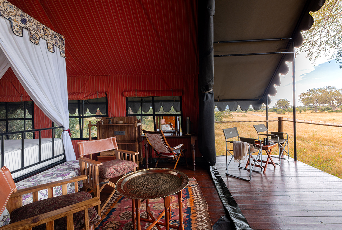 Accommodation 1100x739 0000 bots mbamba teagan cunniffe l4 guest tent interior 7