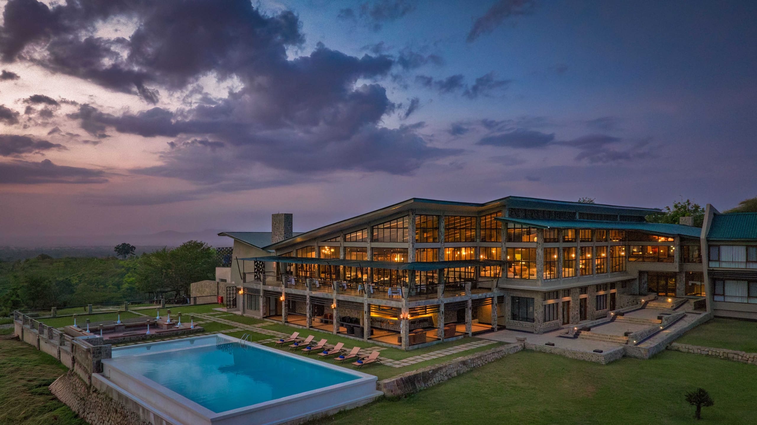 Wellworth mikumi wildlife lodge 18