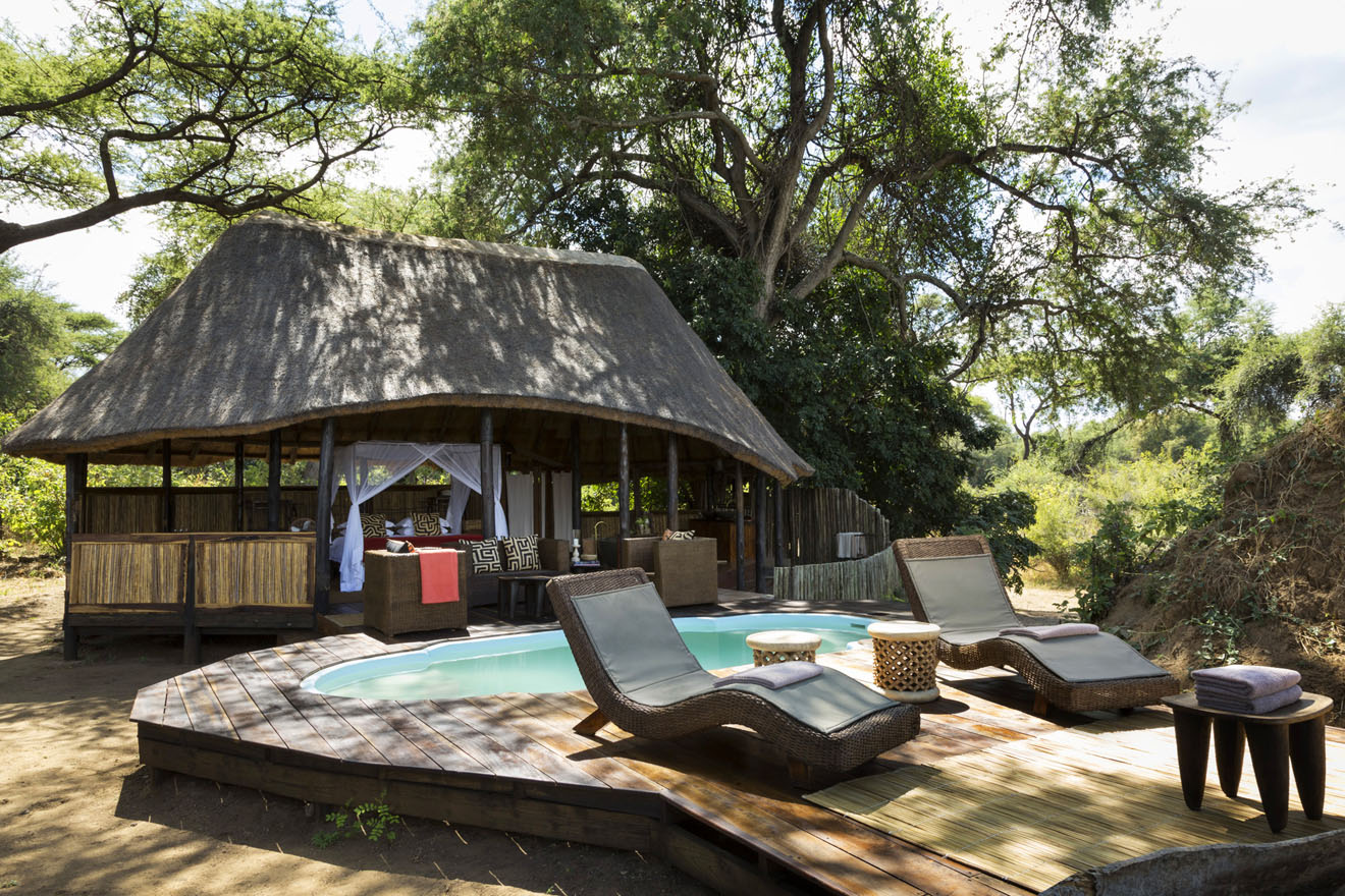 Mwambashi River Lodge en Lower Zambezi