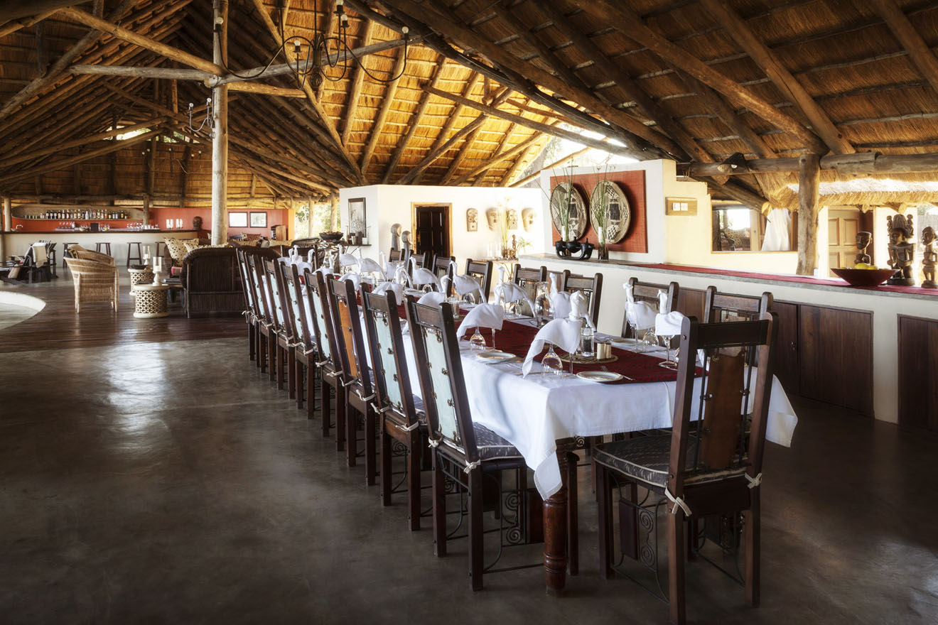 Mwambashi River Lodge en Lower Zambezi