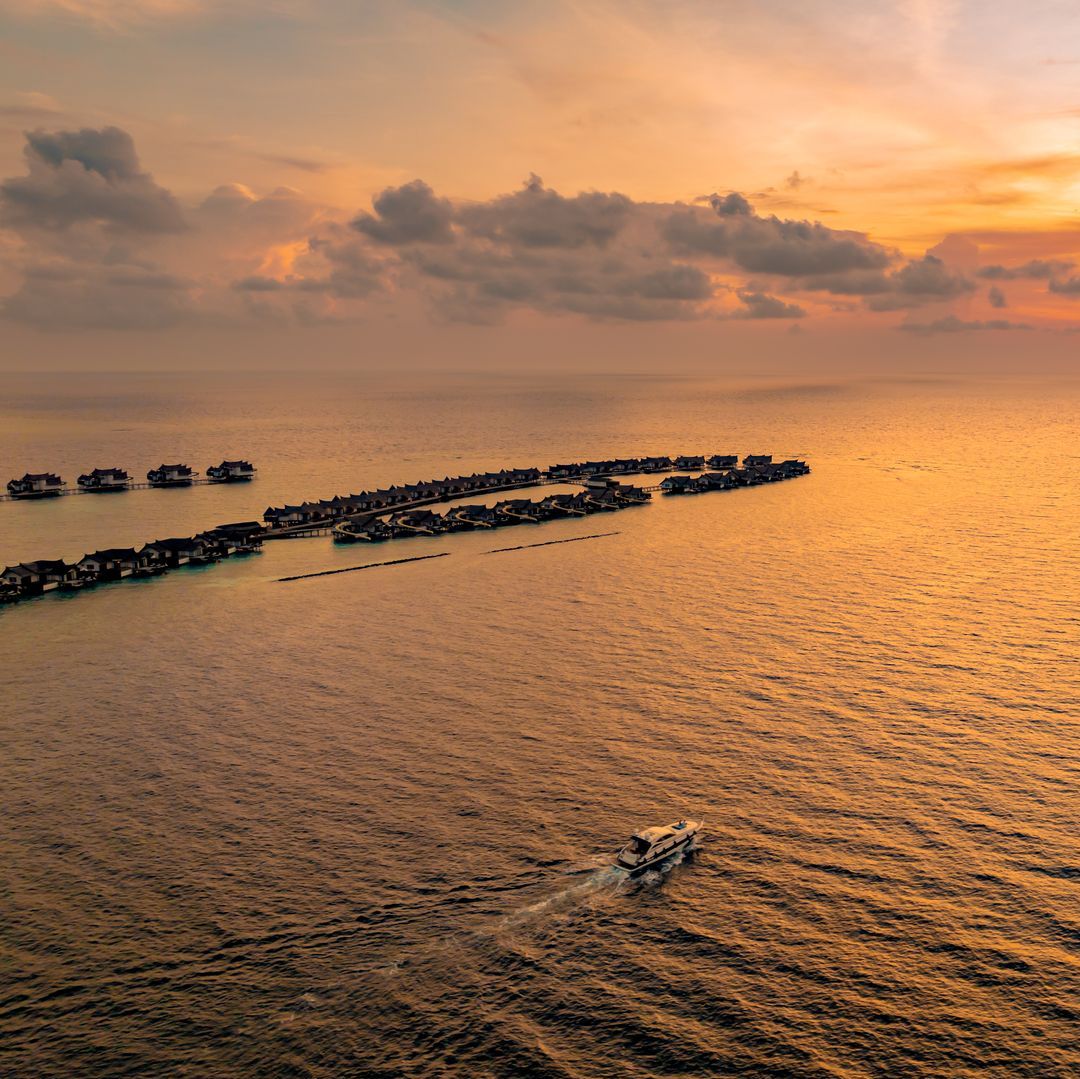 OZEN RESERVE BOLIFUSHI en su destino