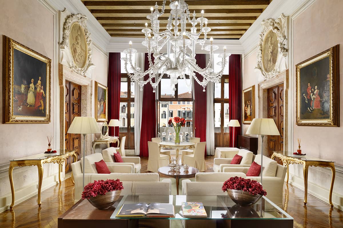 Suite mozart salotto 1