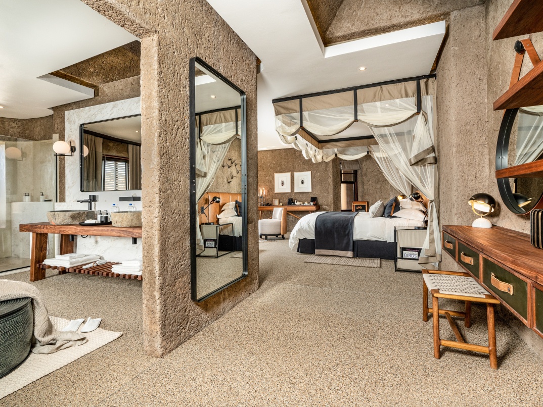 Earth lodge luxury suite dressing area