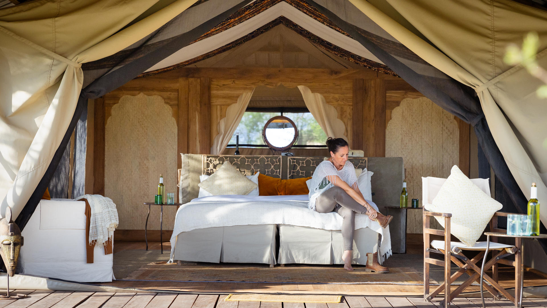 Lamai accommodation bedroom interior 1