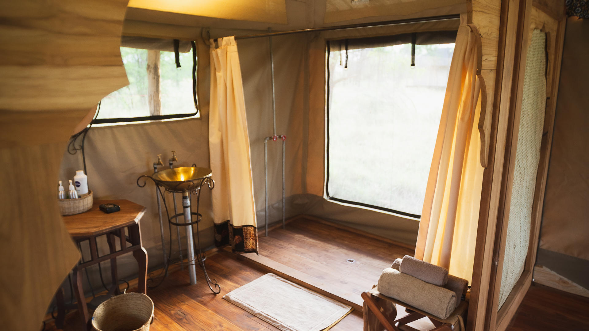 Lamai accommodation bathroom interior 1
