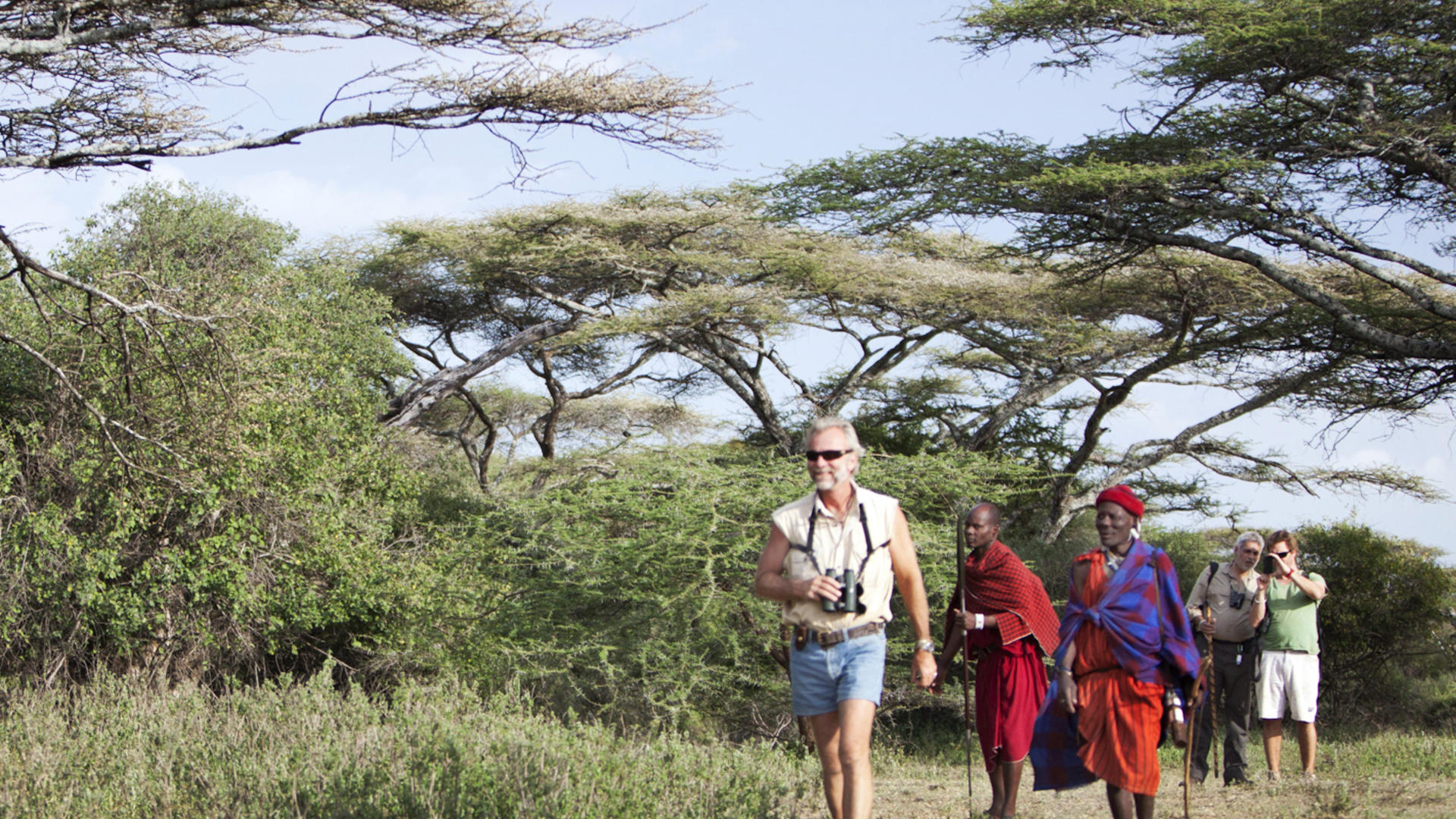 Serengeti south activities walking 3 didimediaedit