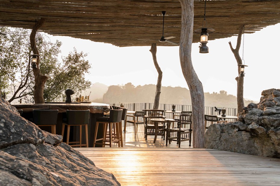Sp lodge pamushana lodge bar deli ross couper 2
