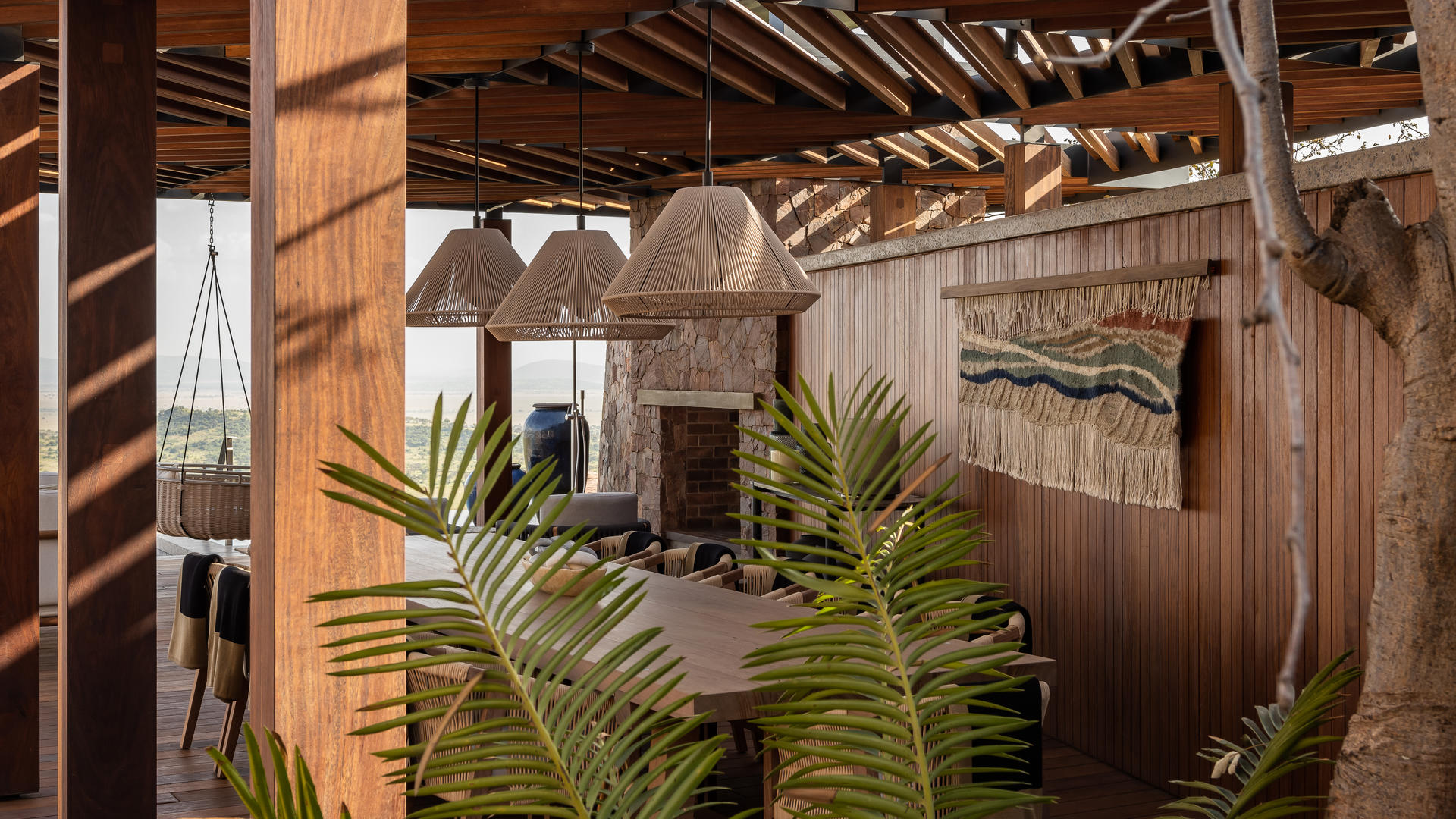 Singita milele outdoor dining 1