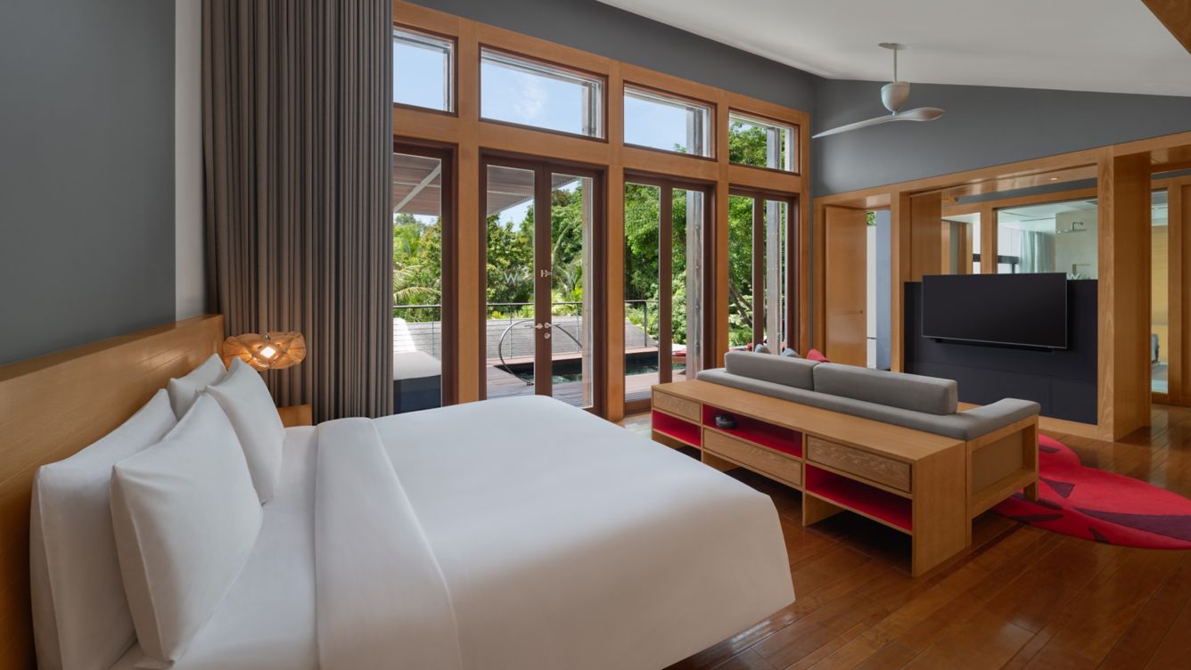 Wh usmwh king bedroom :wide hor