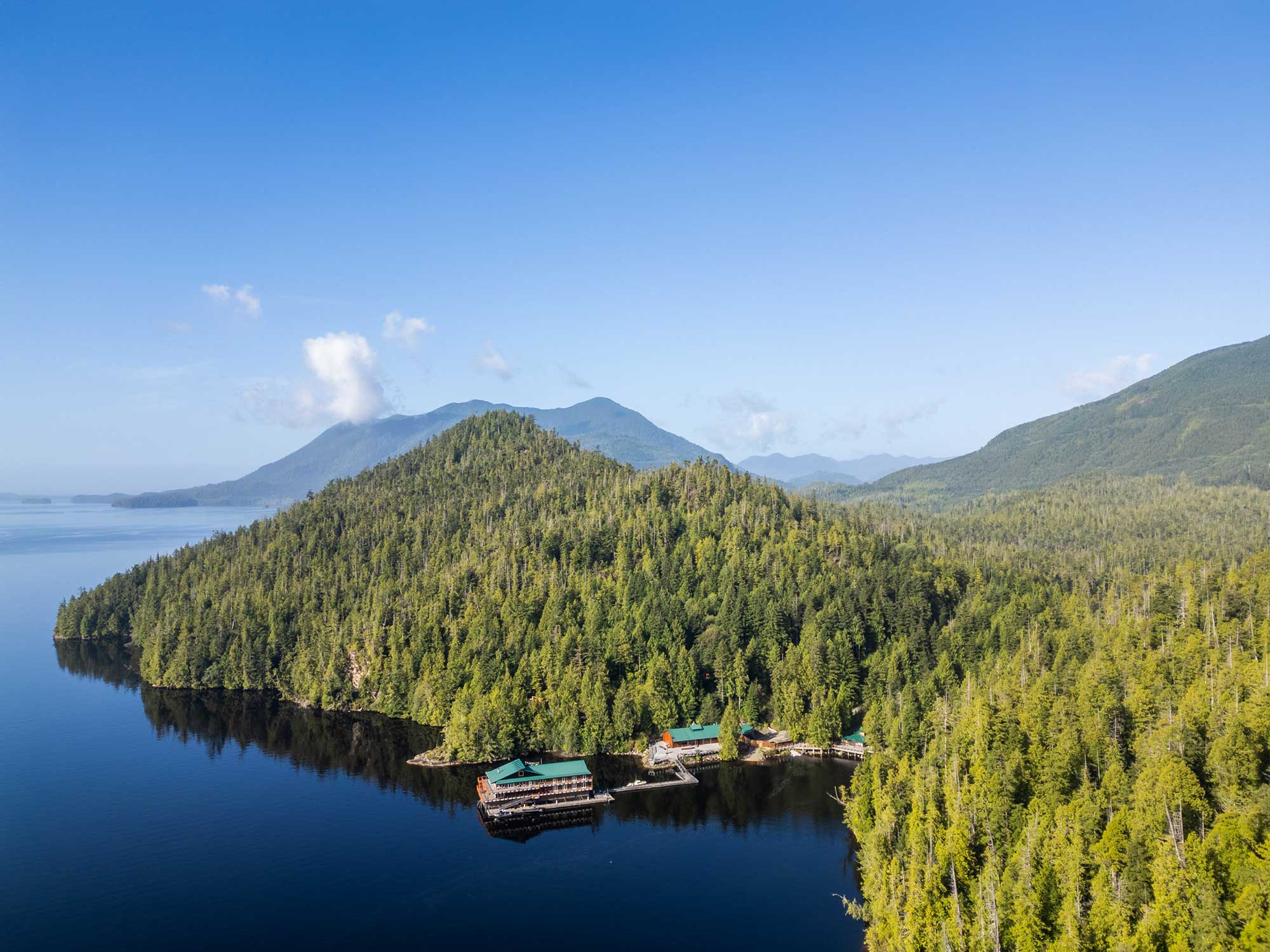 Tofino wilderness resort of 40