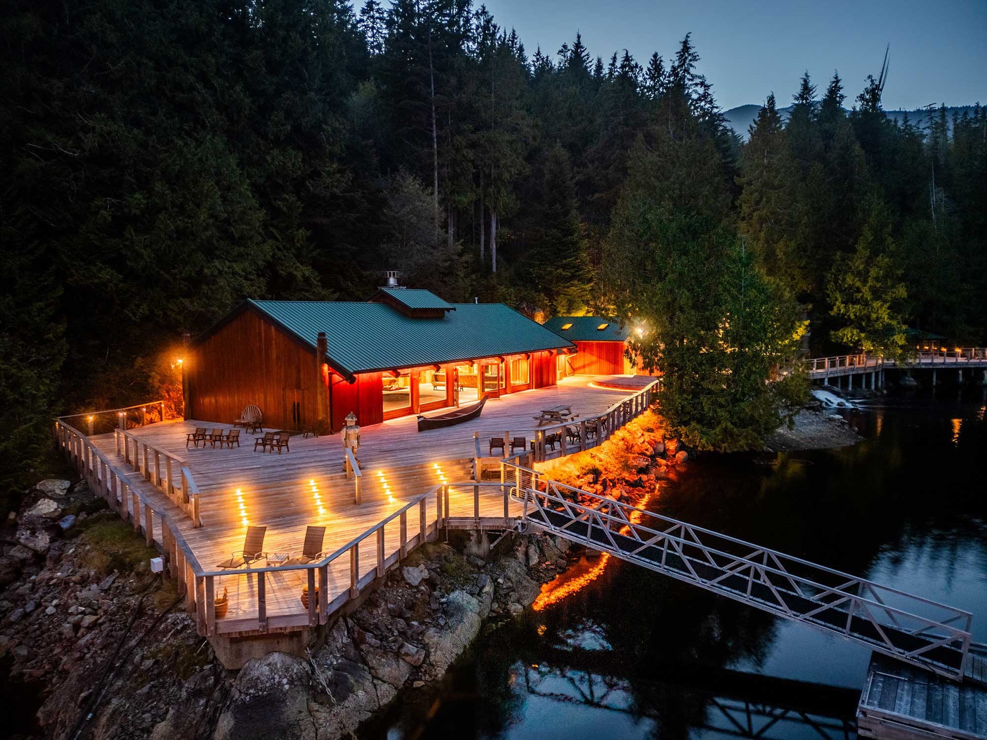 Tofino wilderness resort of 40