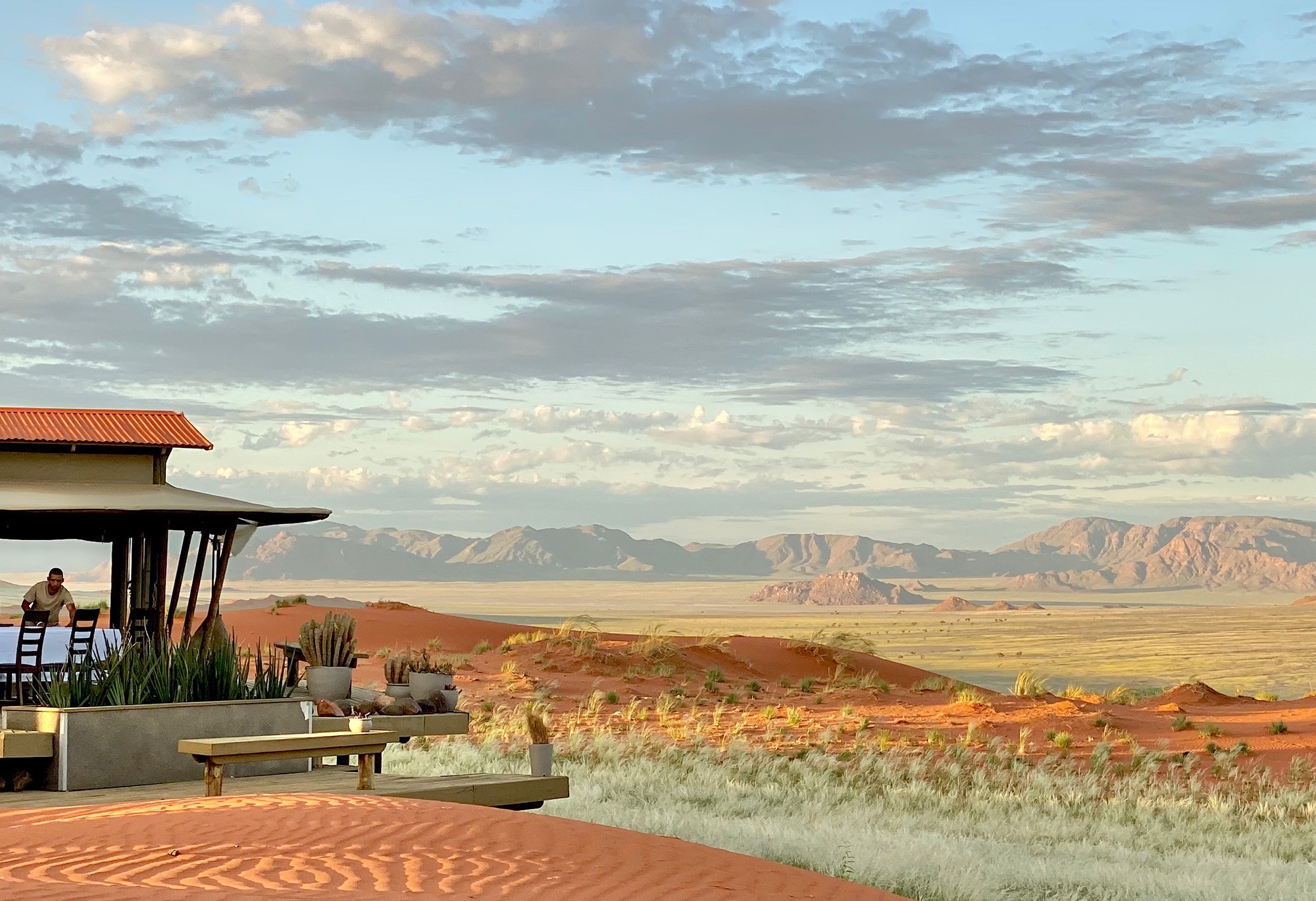 X main slider desert lodge