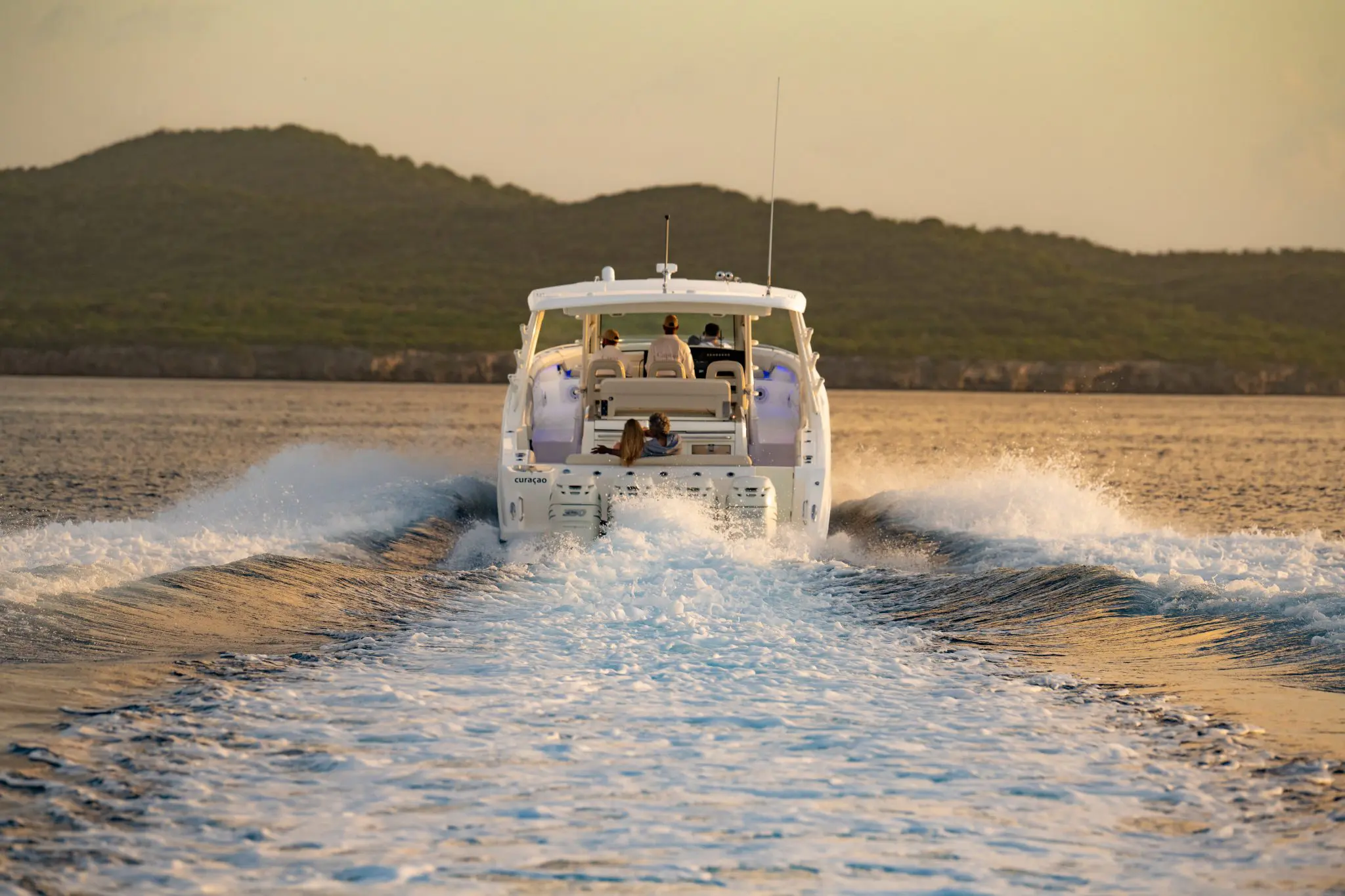 Baoase yachts big 2048x1365 jpg