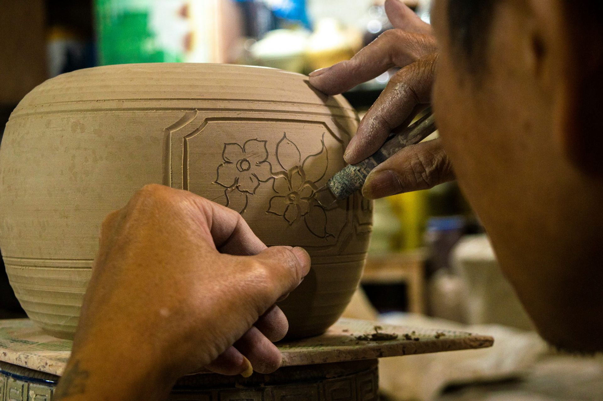 Bat trang pottery village