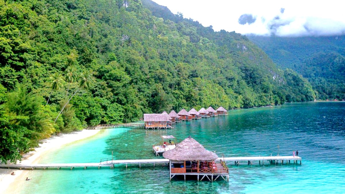 Ora Beach | LAT.40