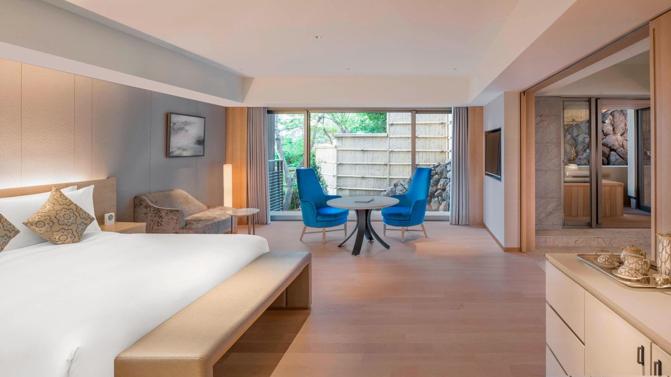 Ukylc king bedroom hor wide