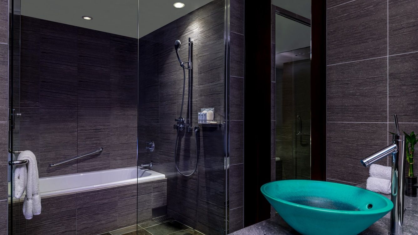 Ukylc guestbathroom hor wide