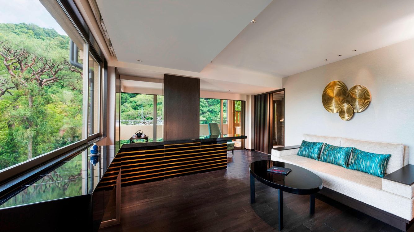 Ukylc living room hor wide