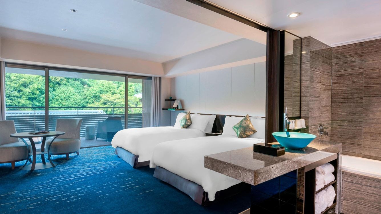 Ukylc twin room hor wide