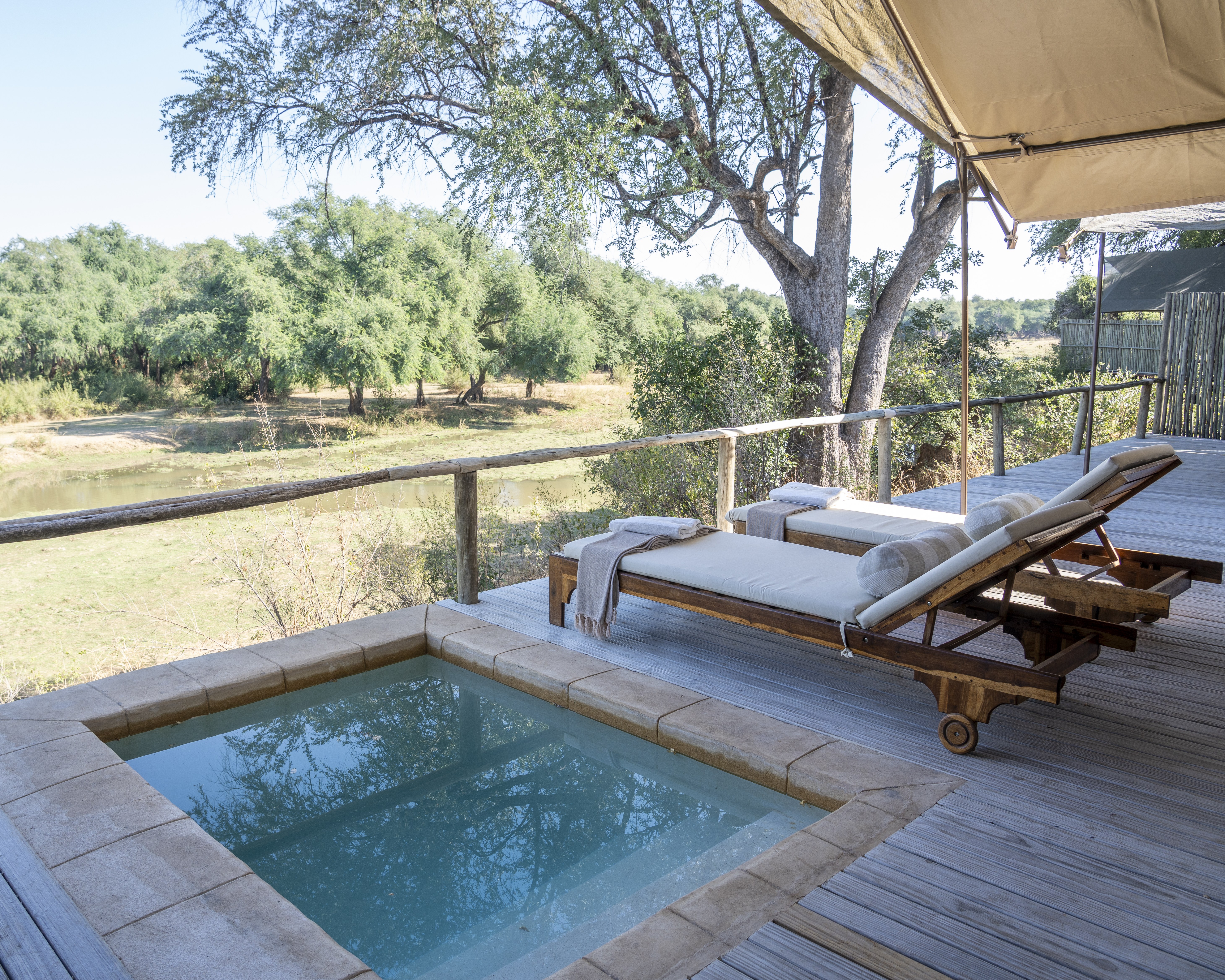 Dulini Anabezi, Lower Zambezi