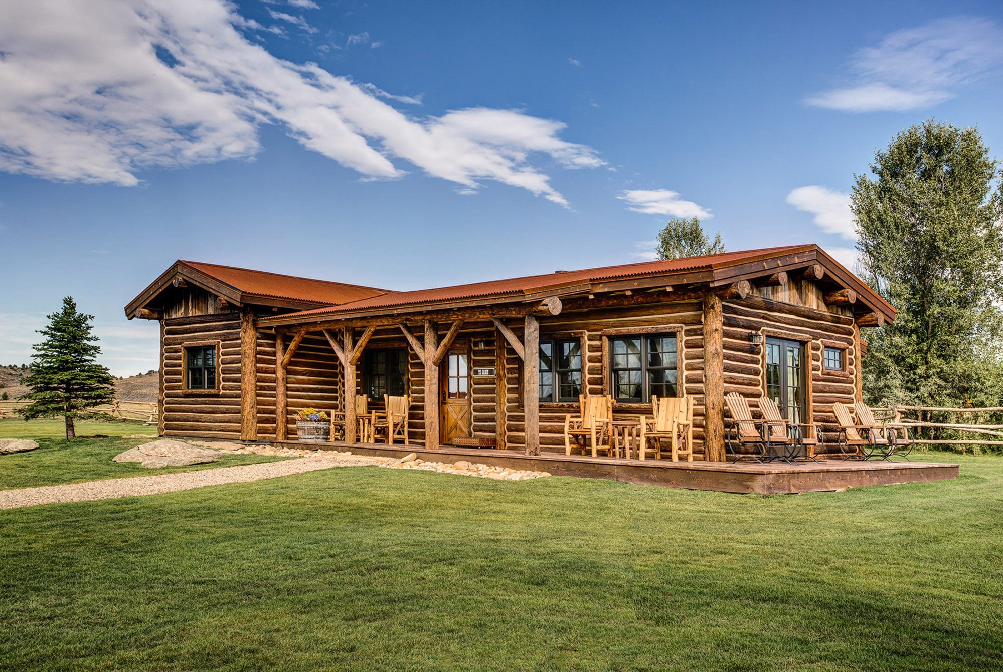Magee Cabin Exterior TZ