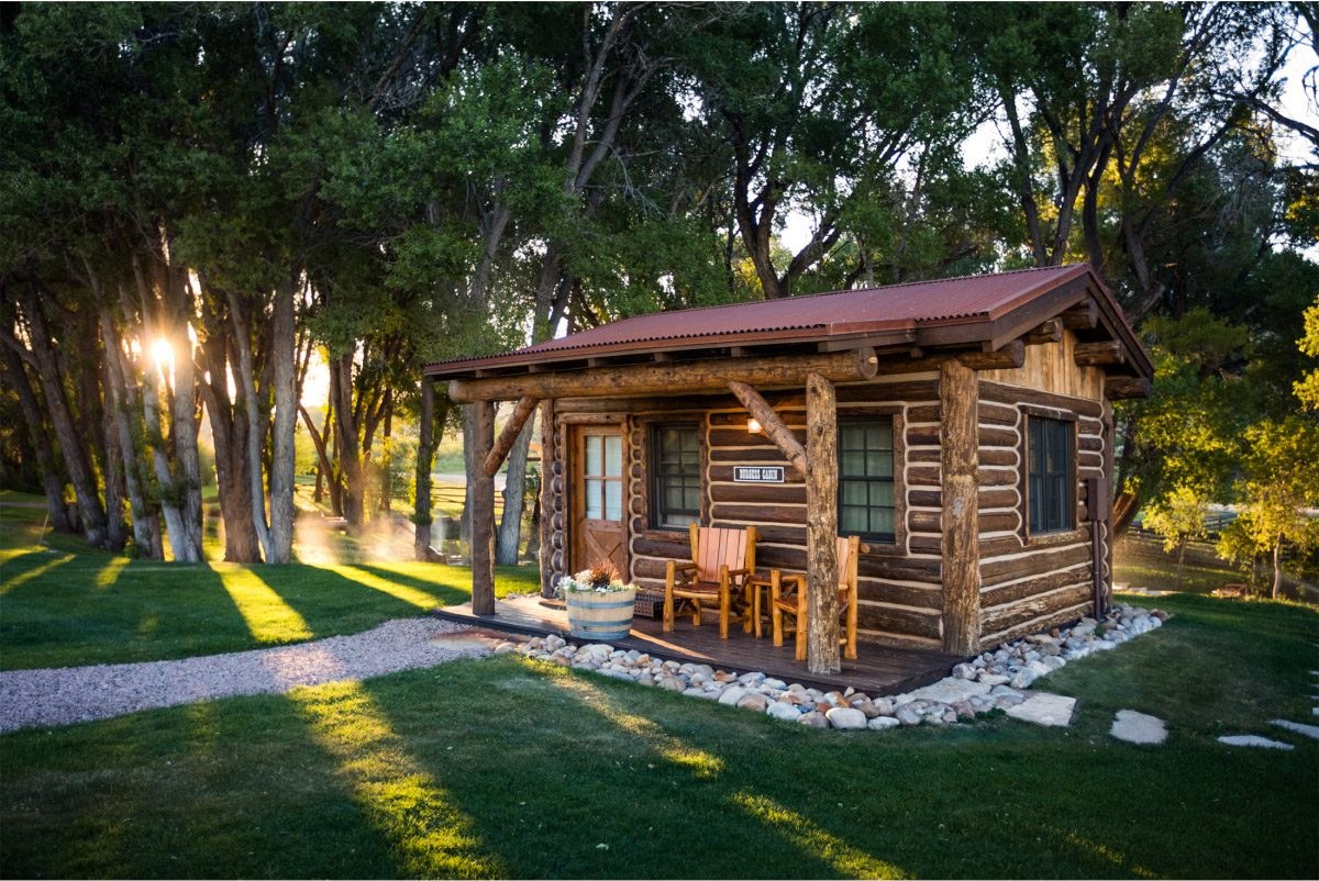 Cabin Suite Burgess  1