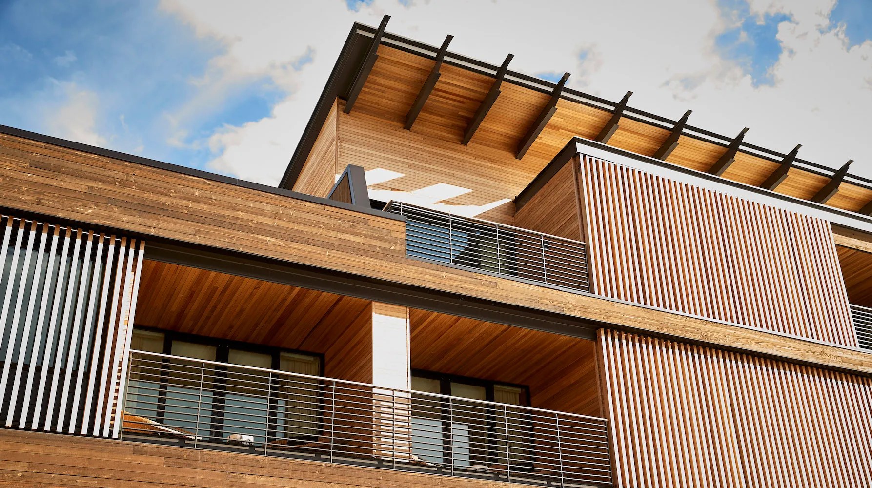BSK Home Summer   Sky Lodge